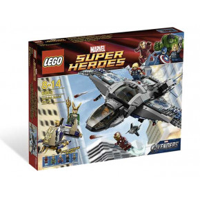 Quinjet Aerial Battle